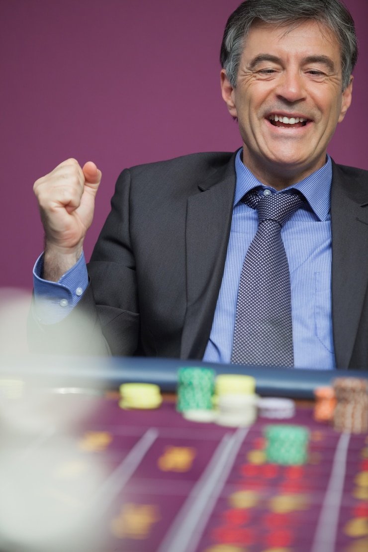 mpo1221 sultan mobile app showing live casino table dashboard